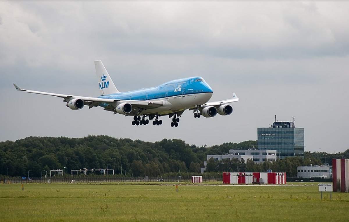 Aterizare de urgenţă pe aeroportul Otopeni! Panică printre pasageri