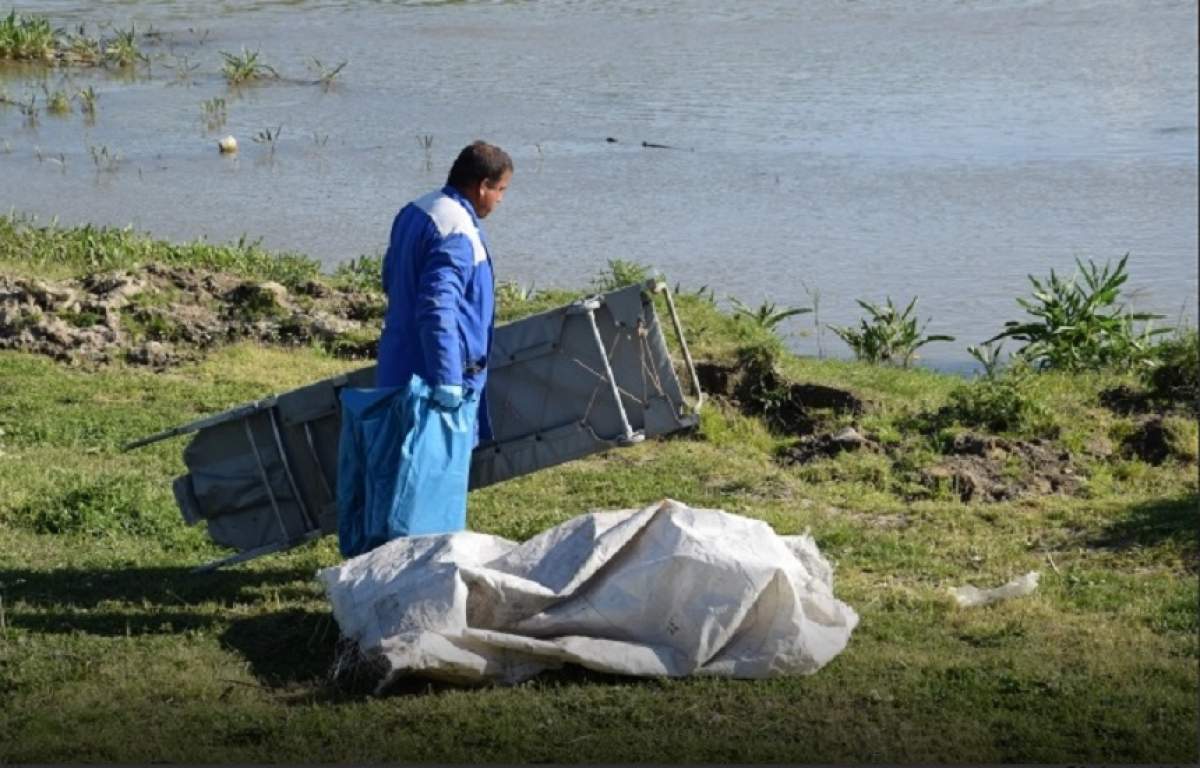Descoperire macabră în Sighetu Marmaţiei! Un cadavru decapitat a fost găsit în râul Iza