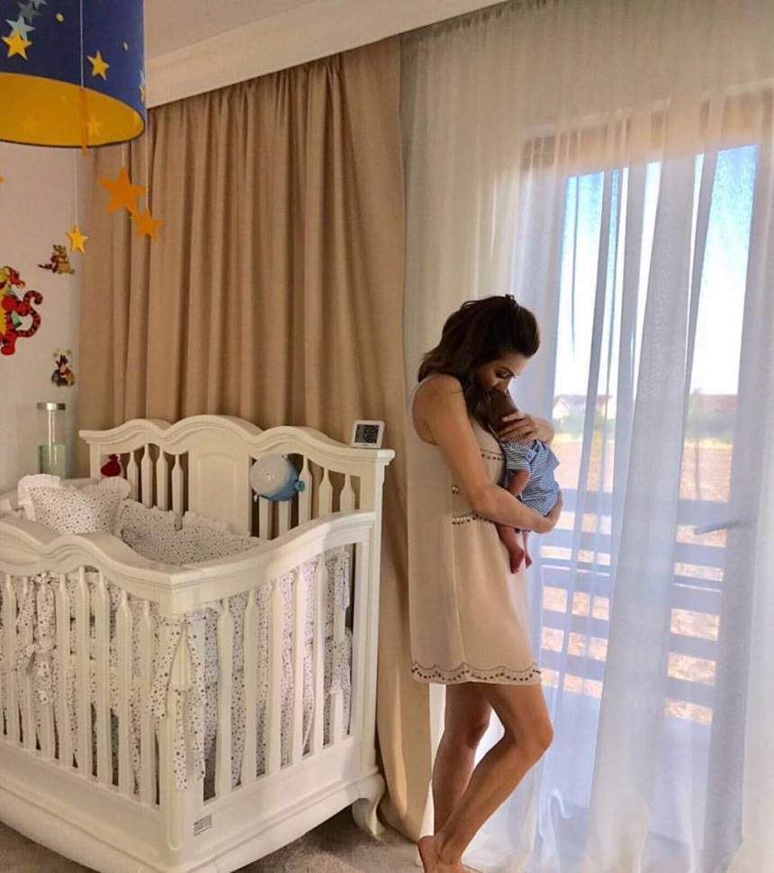Ilinca Vandici, pozată într-o rochie sexy şi cu fiul ei în braţe! Cum arată la nici două săptămâni de când a devenit mămică