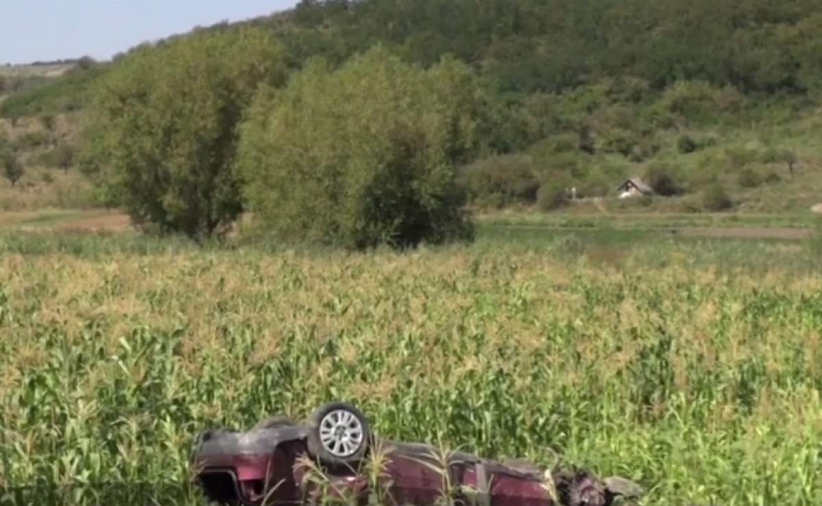 VIDEO / Impact fatal! Doi adolescenţi din Bacău au murit după ce au fost spulberaţi de o maşină