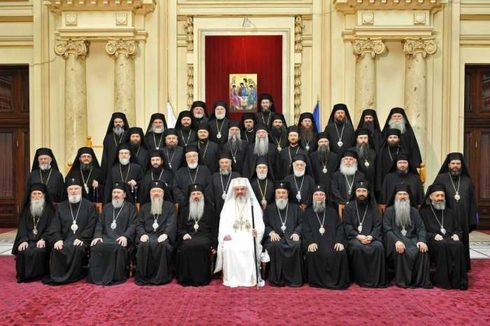 Biserica Ortodoxă Română, scandal cu acte false şi acuzaţii de furt!