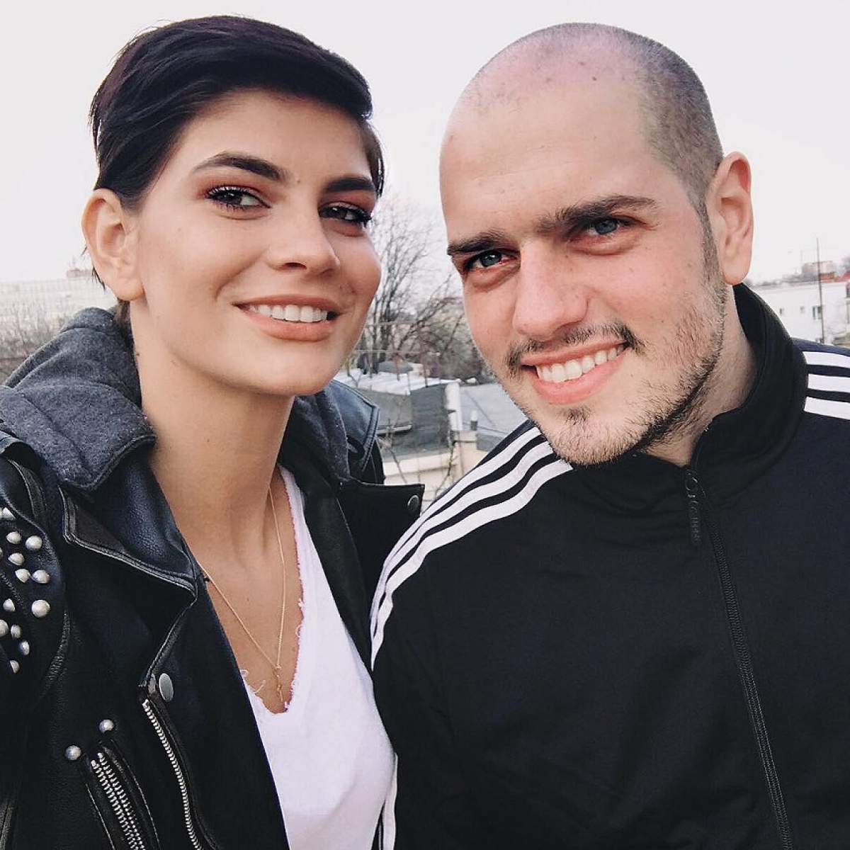 FOTO / Laura Giurcanu a uimit pe toată lumea la un eveniment. Toţi ochii s-au făcut mari când a apărut cu cel mai adânc decolteu