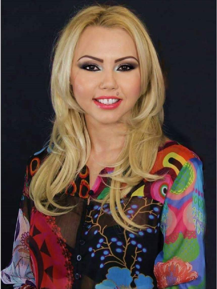 FOTO / Decizia luată de familia Denisei Răducu, după moartea artistei! Fanii artistei s-au scandalizat când au văzut imaginile: "Lasaţi-o în pace!"
