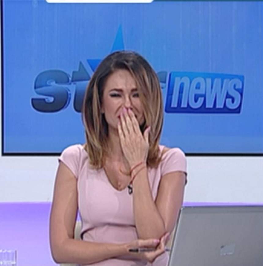 FOTO / Prezentatoarea ştirilor Antena Stars, Andra Trandaş, a izbucnit în  lacrimi la TV. Ce a impresionat-o pe vedetă