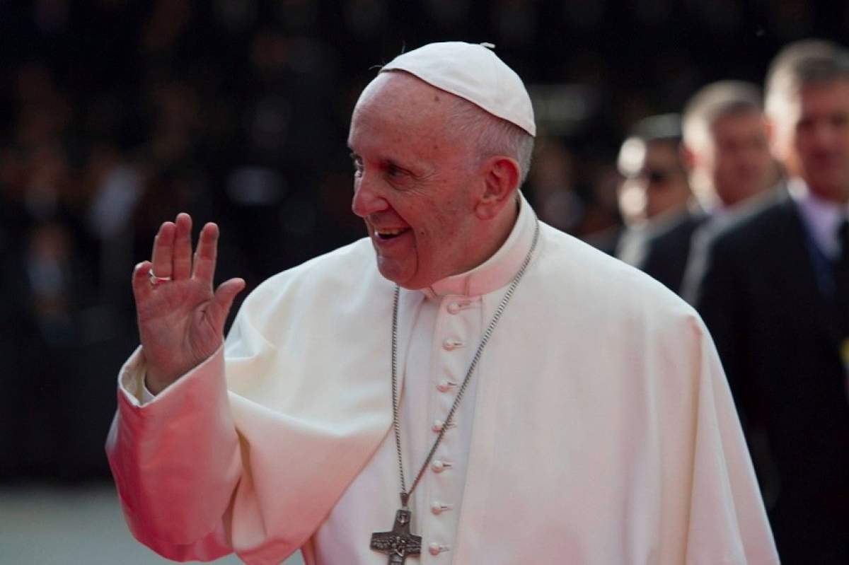 VIDEO / Papa Francisc s-a accidentat! Ce a păţit Suveranul Pontif