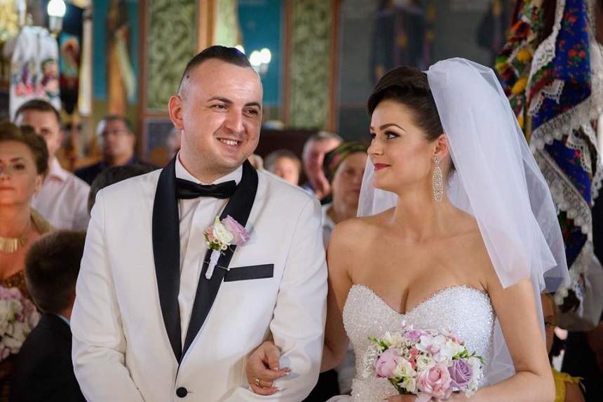 VIDEO / Mariajul lui Vasilică Ceteraşu scârţâie!?! Soţia artistului: "Nu e mulţumit de mine"