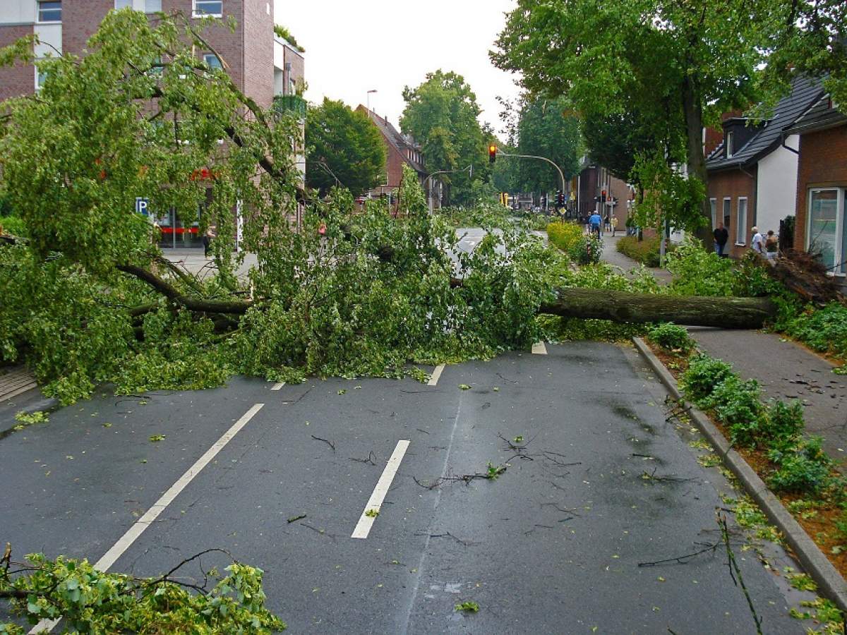 Avertizare meteo: COD PORTOCALIU de ploaie însoțită de furtună, descărcări electrice și grindină. Zonele vizate