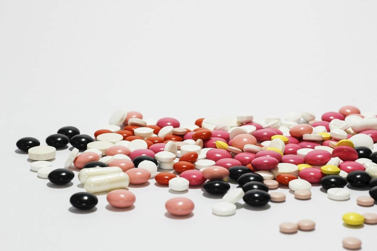 ÎNTREBAREA ZILEI: Cum poți scăpa de acnee cu o banală aspirină?