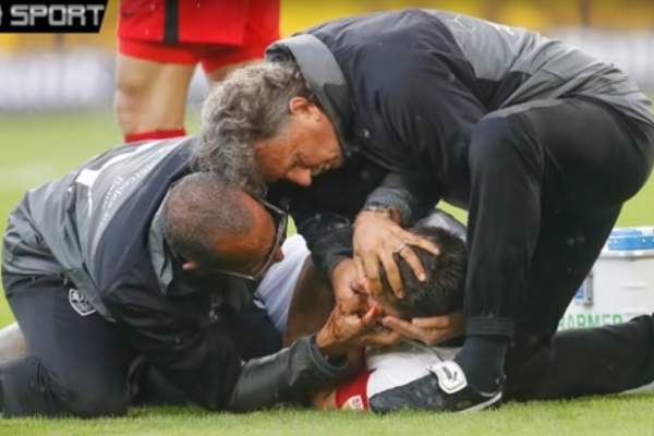 VIDEO / Imaginile groazei în fotbalul german! Căpitanul echipei VfB Stuttgart, la un pas de tragedie!