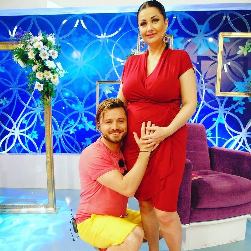FOTO / Tavi Clonda şi Gabriela Cristea o aşteaptă cu nerăbdare pe fetiţa lor: "Marea întâlnire din viaţa noastră"