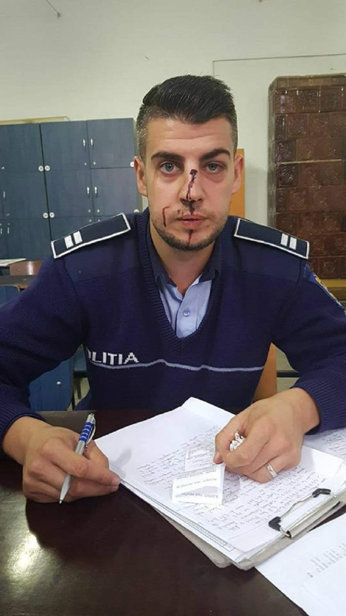 Poliţist bătut cu bestialitate de un şofer beat! Scena s-a petrecut pe o şosea din Dolj