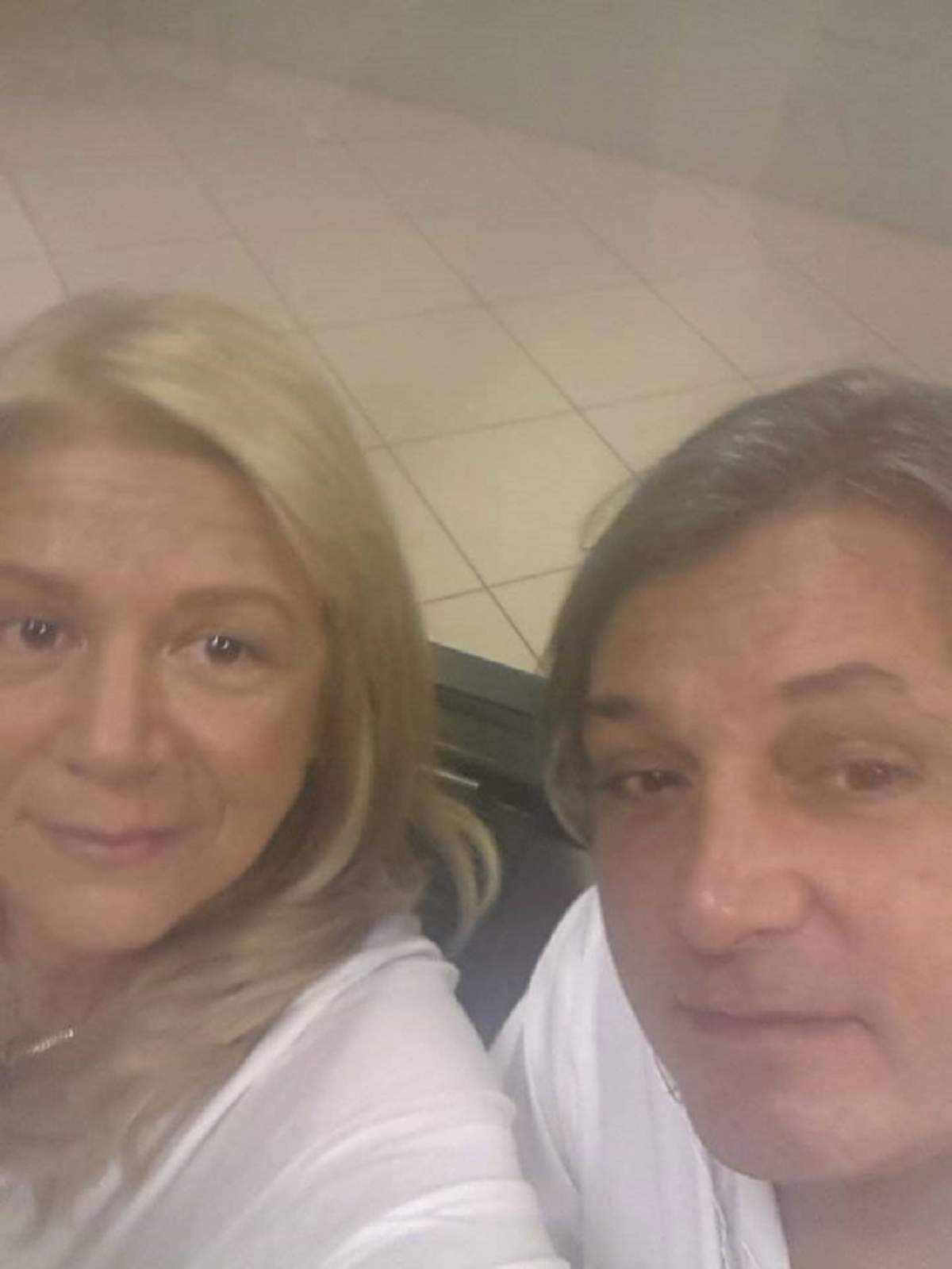 FOTO / Cornel Galeş pleacă cu blonda Vivi în vacanţă! O duce într-o locaţie exclusivistă