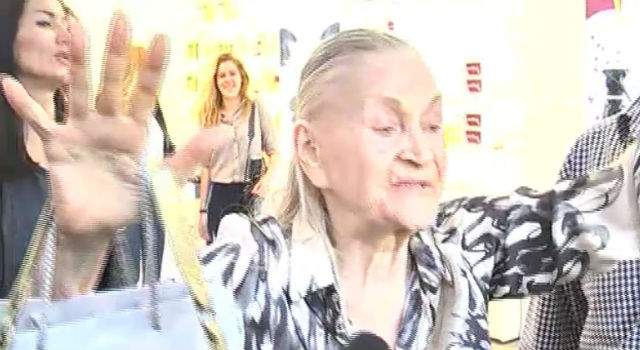 VIDEO / La 81 de ani, Zina Dumitrescu şi-a găsit sufletul pereche! Partenerul vedetei e mai mare decât ea