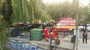 UPDATE: Scene de groază în Bucureşti! Ce lucru interzis făceau un bărbat şi un adolescent înainte să ajungă în apele Dâmboviţei