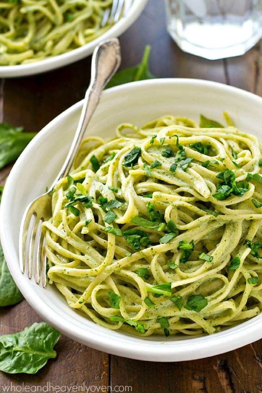 Spaghete cu sos Alfredo