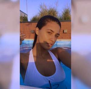 Antonia, poză fierbinte în piscină! O fană a avertizat-o imediat: "Poţi face cancer mamar!"