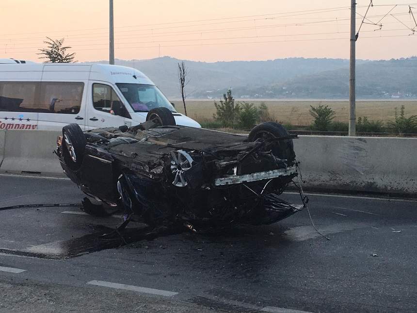 FOTO / Tragedie cumplită în Iaşi. Doi oameni au murit, iar un adolescent se află în spital