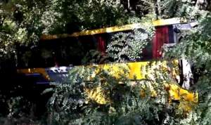 FOTO / Accident grav în Maramureș! Un autocar plin cu pasageri a fost implicat. Sunt zeci de victime