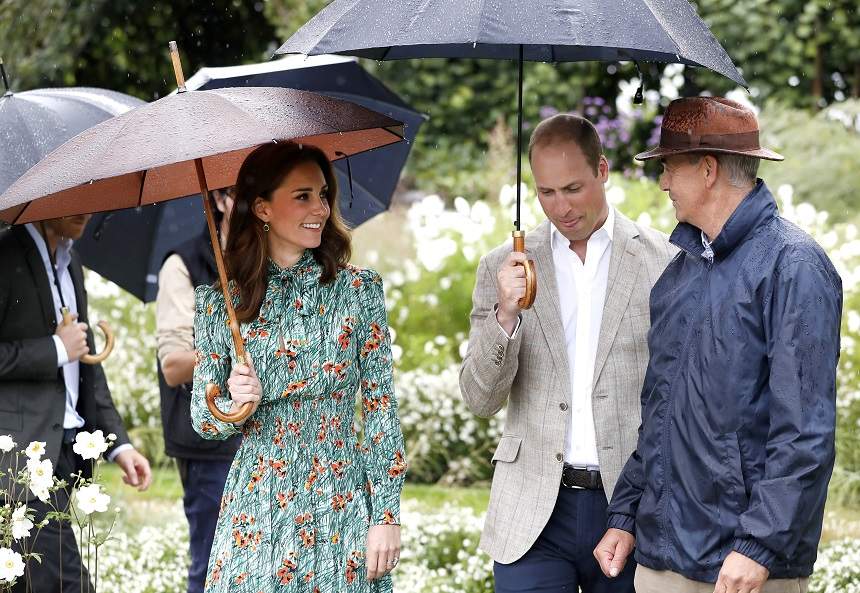 VIDEO / Kate Middleton e însărcinată! Avem primele imagini cu burtica de gravidă