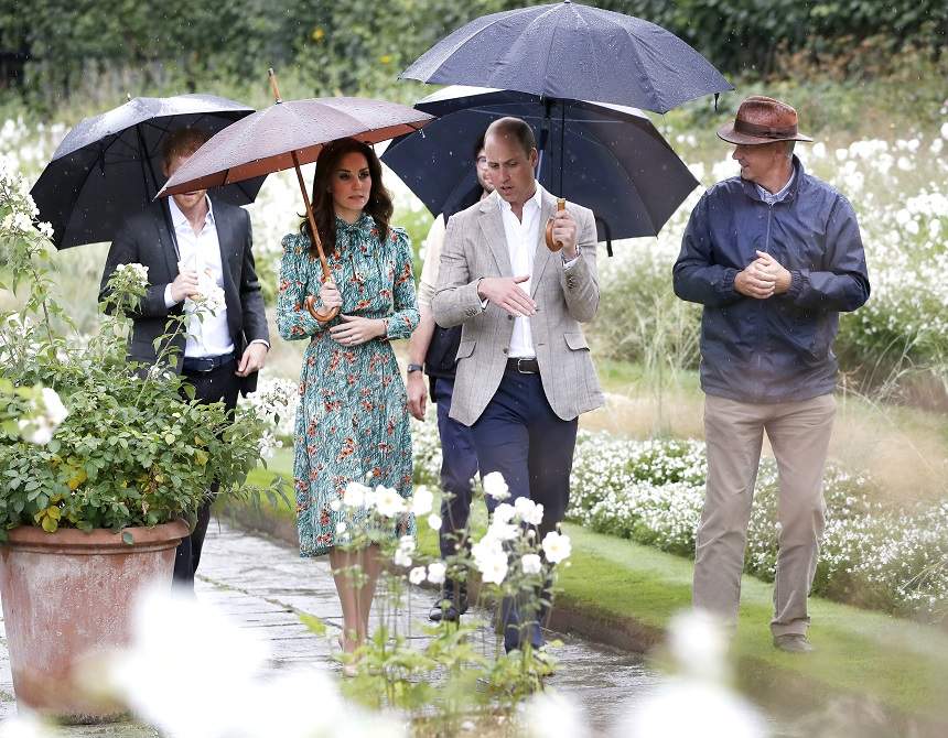 VIDEO / Kate Middleton e însărcinată! Avem primele imagini cu burtica de gravidă