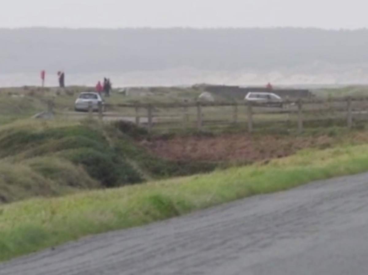 VIDEO / Un avion s-a prăbuşit pe un aeroport din Marea Britanie! Pilotul a murit