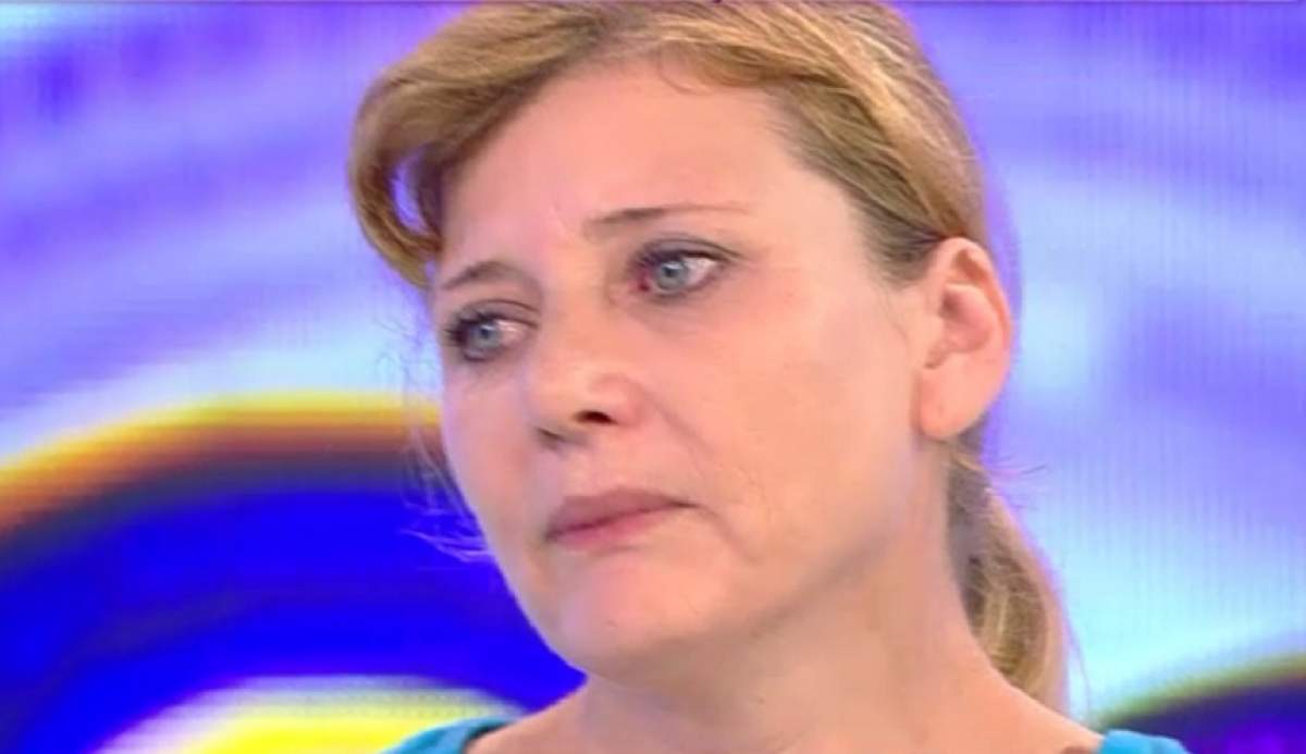 VIDEO / Îngeraş batjocorit. Fiica şi mama, alungate pentru fosta soţie? "Mă omor pentru copilul meu"