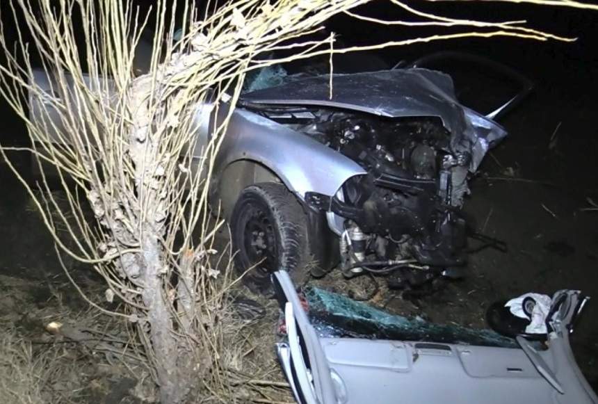 FOTO / Accident teribil în Iaşi! Două fetiţe şi părinţii lor, în stare critică, după ce un şofer inconştient i-a spulberat