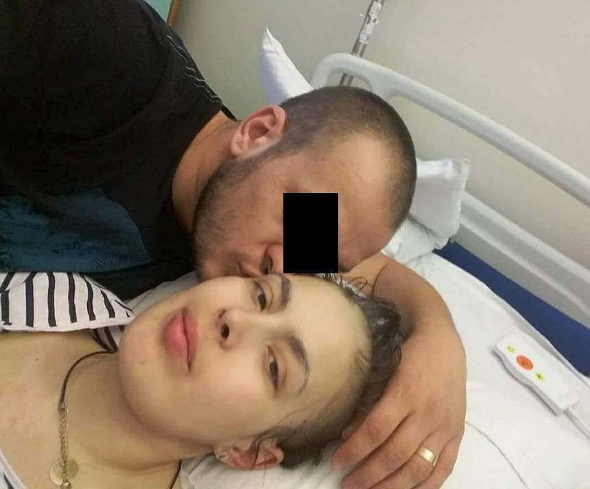 Cristina, tânăra din Piteşti care a aflat că are cancer în ziua în care a născut, a murit! Familia ei e distrusă de durere