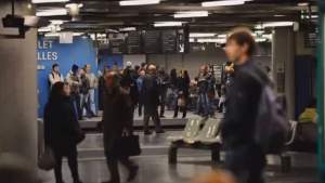 Un tânăr a fost înjunghiat mortal la metrou! Ce au făcut martorii în loc să îi sară în ajutor