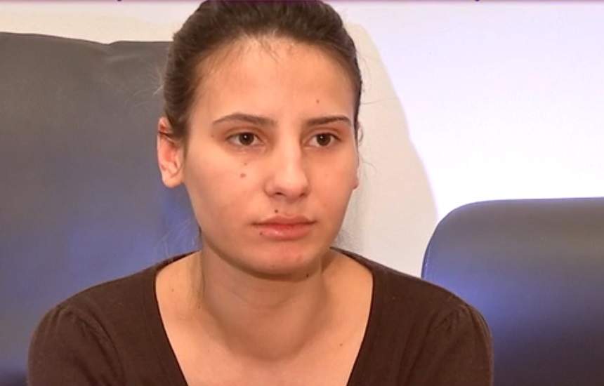 VIDEO / Copilă-mămică în vârstă de 19 ani, traficată de soţ? Simona Gherghe a reacţionat imediat cum a văzut bebeluşul