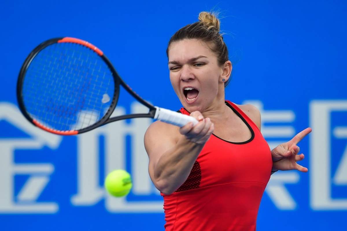 FOTO & VIDEO / Simona Halep s-a calificat în turul III la Australian Open! Numărul 1 mondial şi-a zdrobit adversara!