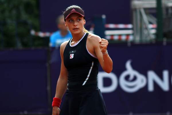 Ana Bogdan s-a calificat în turul III la Astralian Open! Sorana Cîrstea e out! Halep a scăpat de două rivale