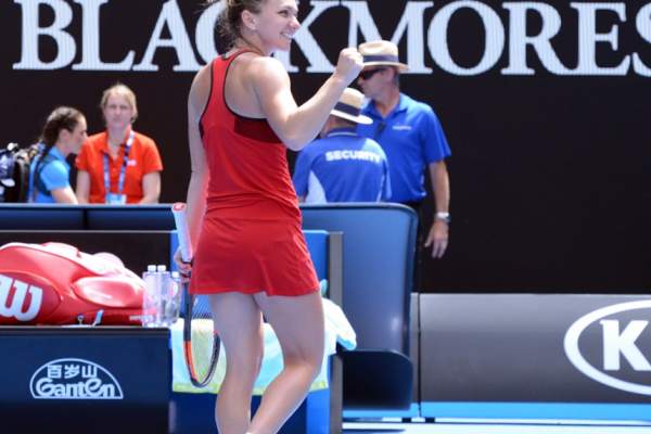Simona Halep, probleme după ce s-a calificat  în optimi la Australian Open: "Este imposibil să mă recuperez"