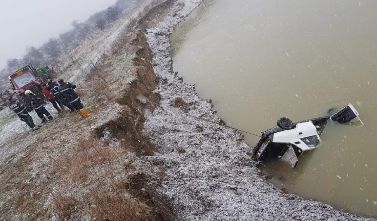 Stare de alertă în Giurgiu! Un bărbat s-a răsturnat cu maşina, în care mai erau doi copii, în Dunăre