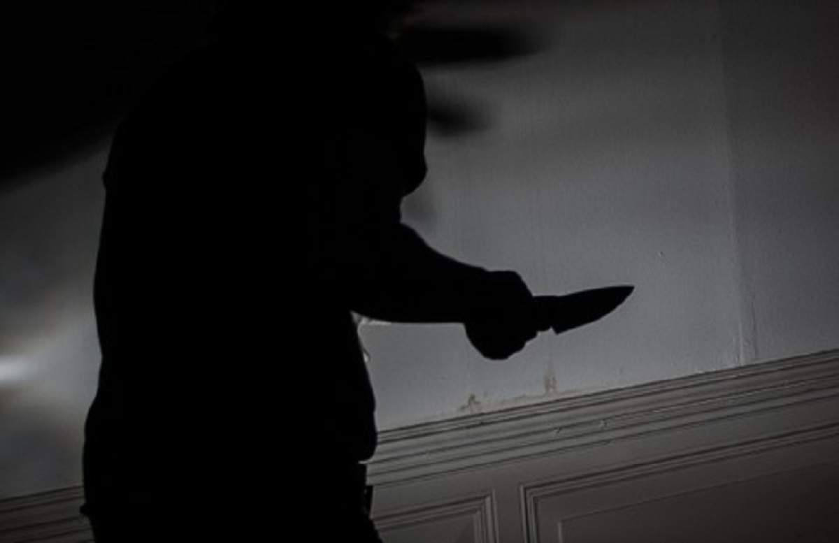Șocant! O fetiță de 9 ani a fost înjunghiată, în stomac, până la moarte de un bărbat