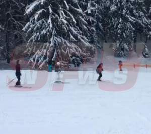 Video / Raluca de la Bambi a fost tăvălită în zăpadă de i-au sărit fulgii! Declarații EXCLUSIVE