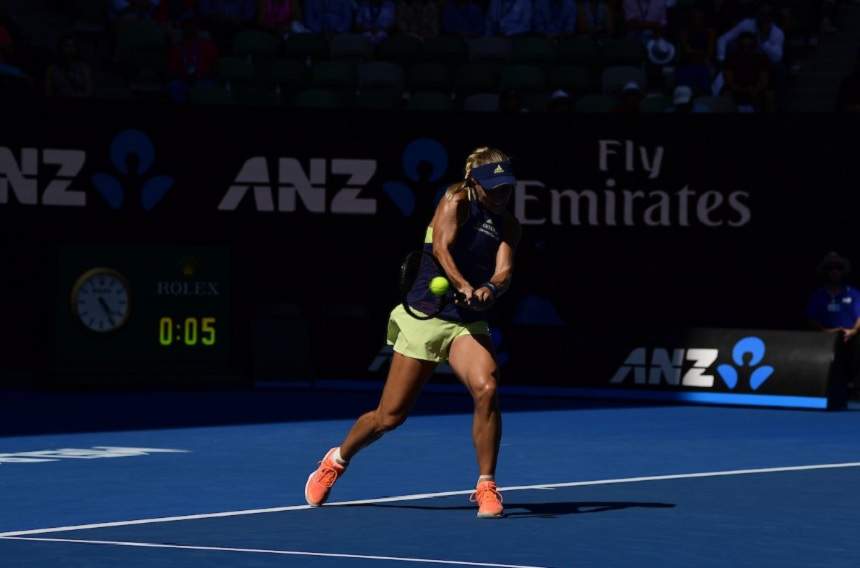 FOTO & VIDEO / Simona Halep s-a calificat în finala de la Australian Open!