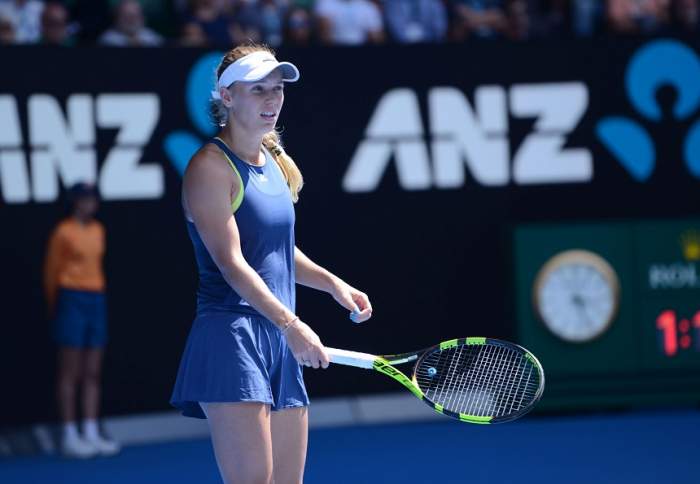 VIDEO / Caroline Wozniacki se ţine de glume înaintea finalei de la Australian Open! Ce farsă i-a făcut daneza tatălui ei
