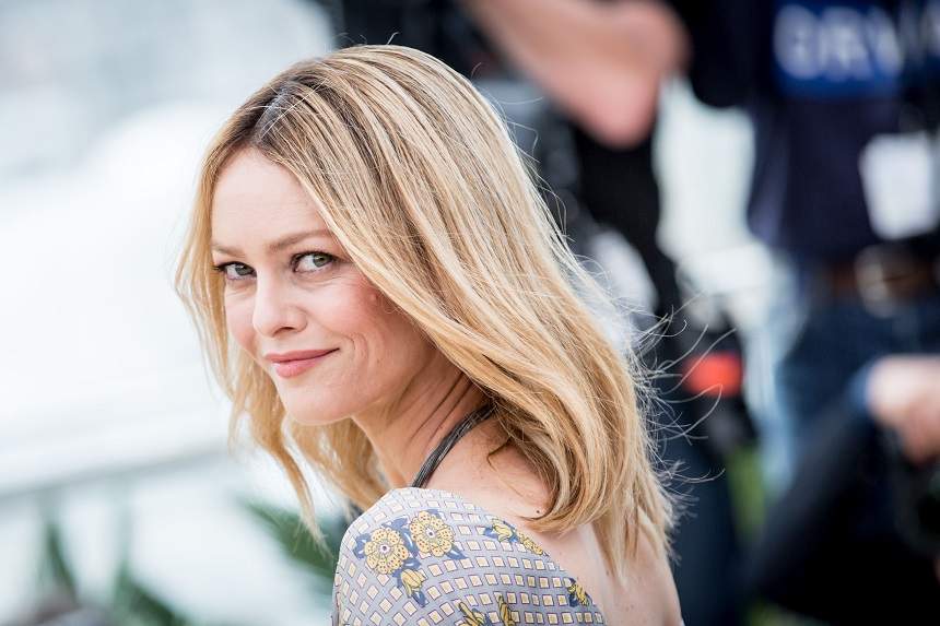 A făcut marele anunț! Vanessa Paradis, fosta iubită a lui Johnny Depp, se căsătorește pentru prima dată