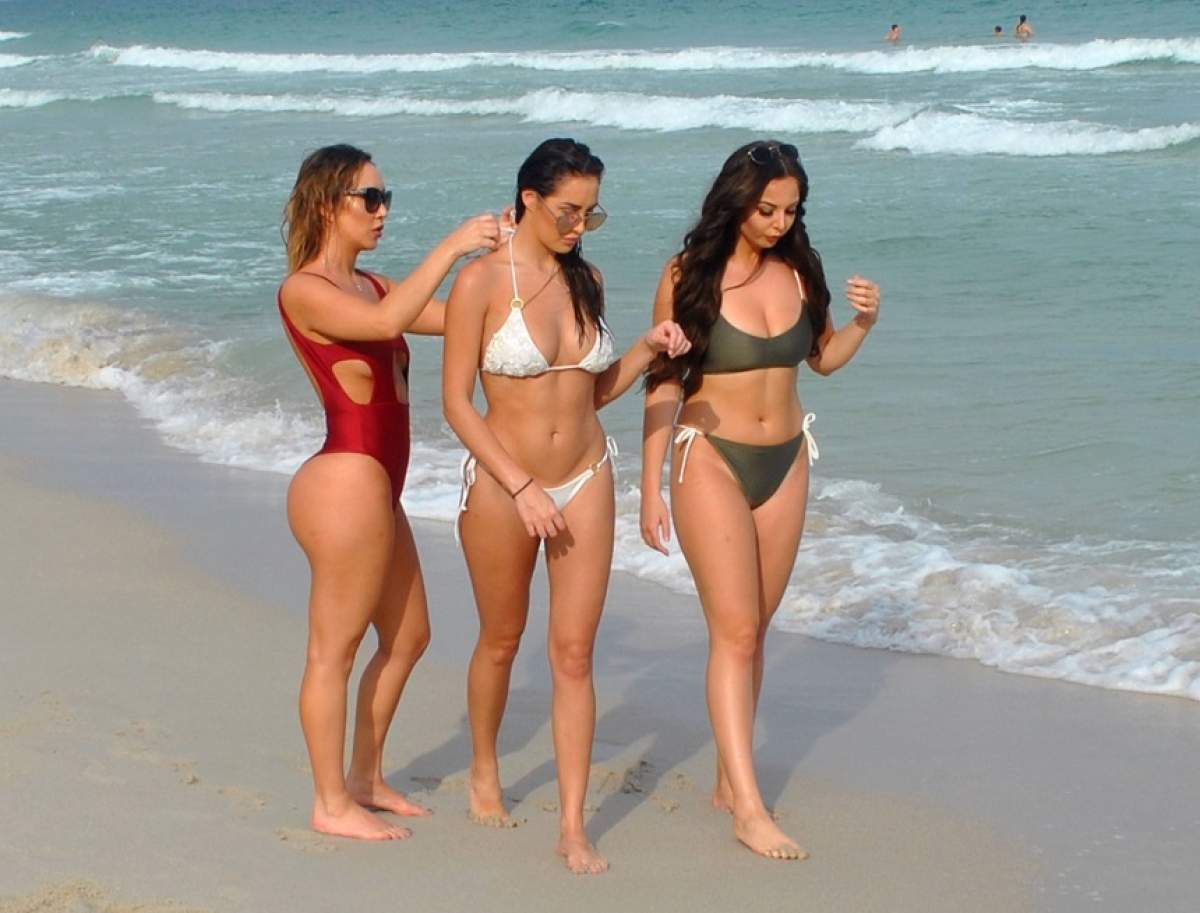 FOTO / Surorile care au făcut senzaţie pe plajă. Şi-au expus formele hot sub privirile tuturor