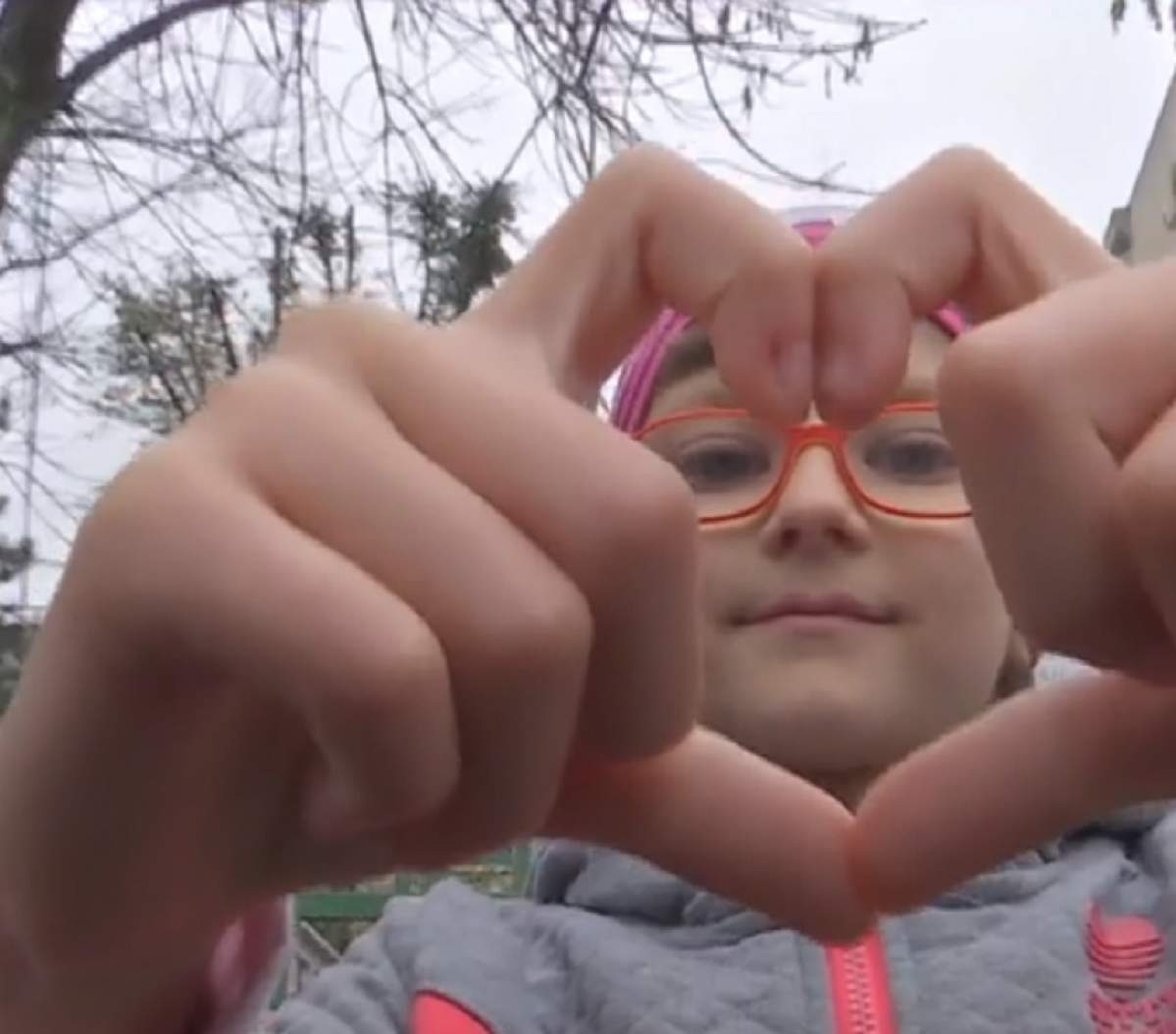 Veste de ultimă oră despre Petronela, fetiţa de 8 ani din Iaşi, bolnavă de cancer! Ce se va întâmpla cu ea de azi