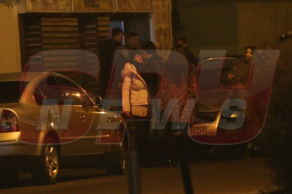 EL sau EA? Cine a călcat strâmb în primul cuplu din showbiz destramat în acest an? VIDEO-DOSARUL pregătit de PAPARAZZII SPYNEWS.RO conține toate dovezile adulterului! SCENE INTERZISE FAMILIȘTILOR!