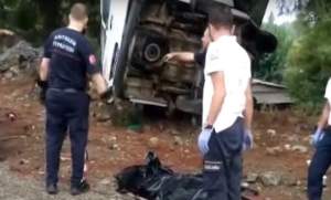 VIDEO / O familie de români a murit într-un accident grav în Turcia, în prima zi de vacanţă! Apropiaţii sunt în stare de şoc