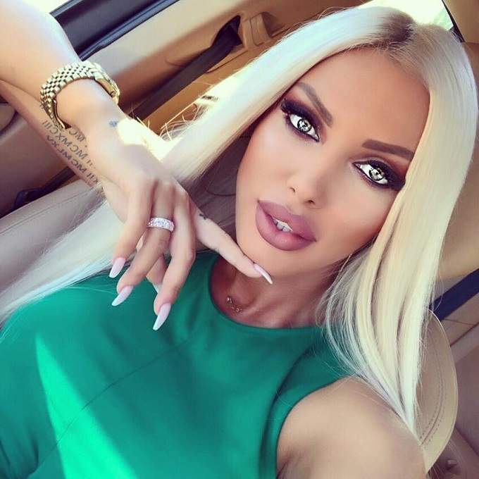 EXCLUSIV / Loredana Chivu trăiește drama vieții sale! Blondina e îngenuncheată de durere, după ce a aflat că o ființă dragă trebuie operată