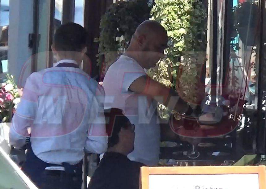 VIDEO PAPARAZZI / Fără fițe și figuri! Cătălin Scarlatescu, exemplu de omenie într-un restaurant