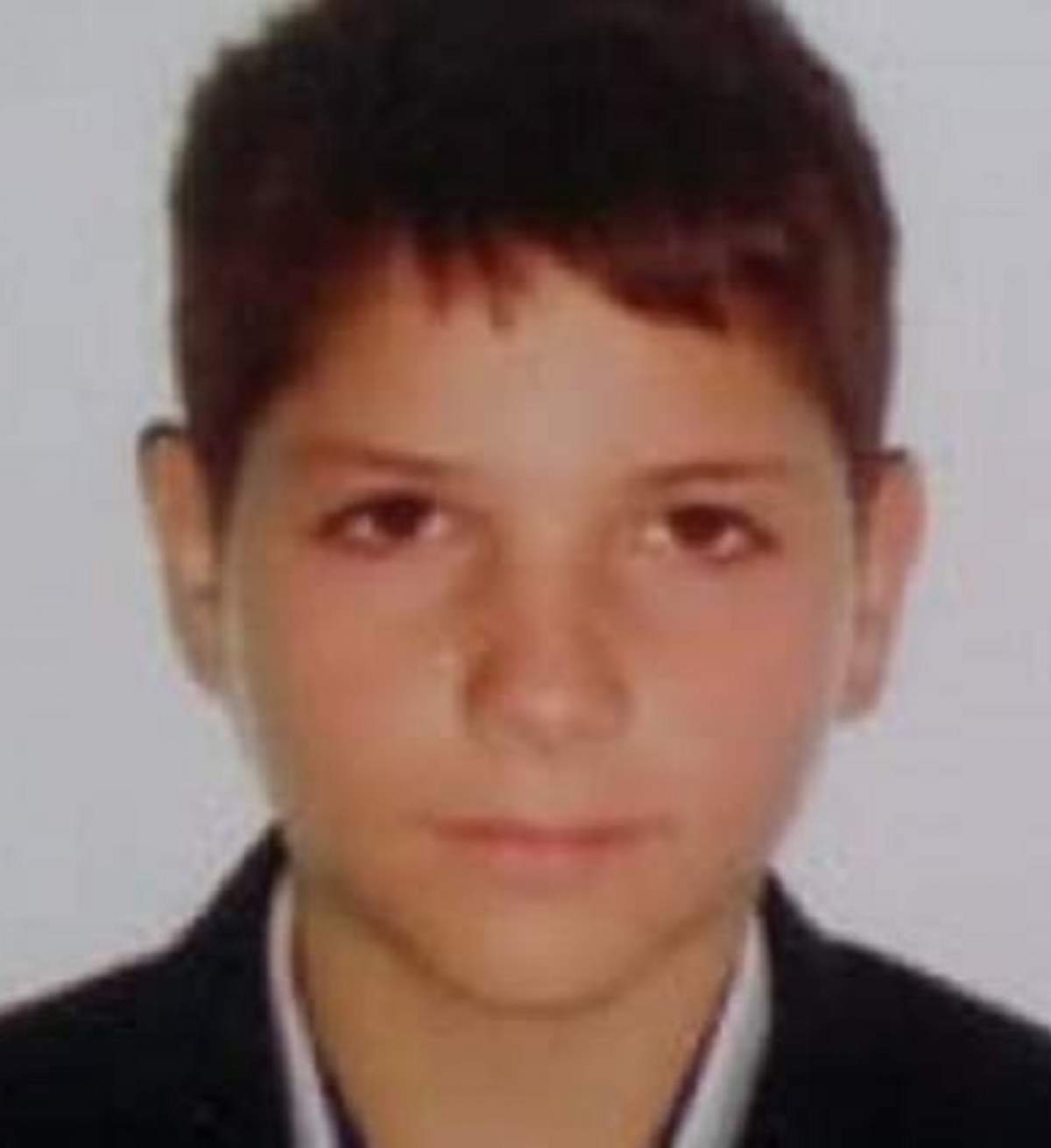 Băiat de 10 ani din Iași, dat dispărut de familie. A plecat la școală și nu s-a mai întors