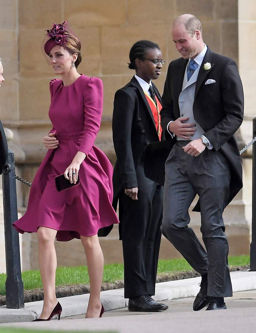 FOTO / Kate Middleton, la un pas de un dezastru vestimentar! Ce spun experții despre rochia purtată la nunta Prințesei Eugenie