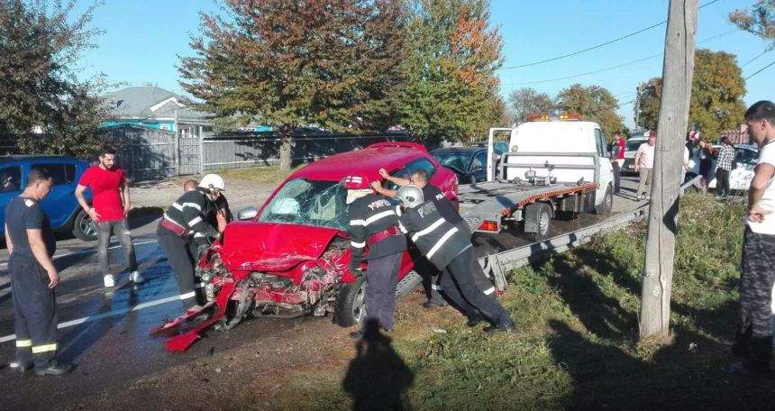 Accident grav în Neamţ! Sunt şapte victime!