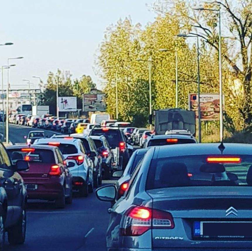 FOTO / Când a văzut asta au luat-o durerile de cap! Problemele pentru Andreea Marin, dis de dimineaţă!