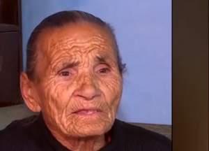 VIDEO / Bătrânică de 90 de ani, agresată de un poliţist! Motivul este unul halucinant